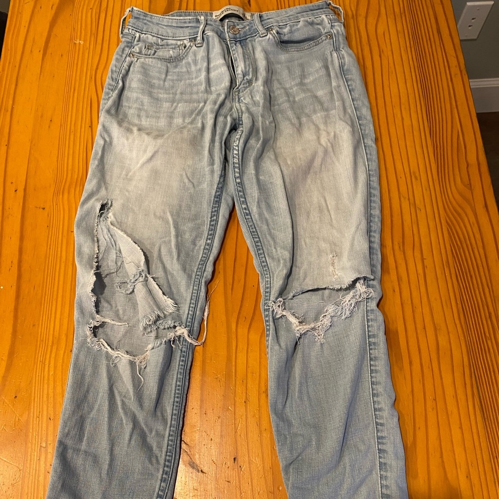 Distressed skinny jeans full length